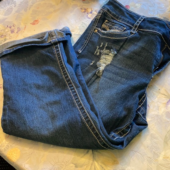 lei Pants - 🔷2/$15 or 3/$20 - capris